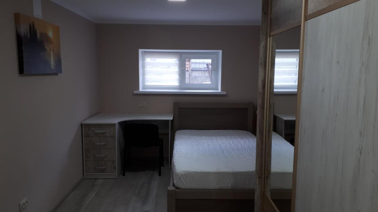 Окремі Номери В Гостьовому Будинку Типу Guest House Kropyvnytsky Buitenkant foto
