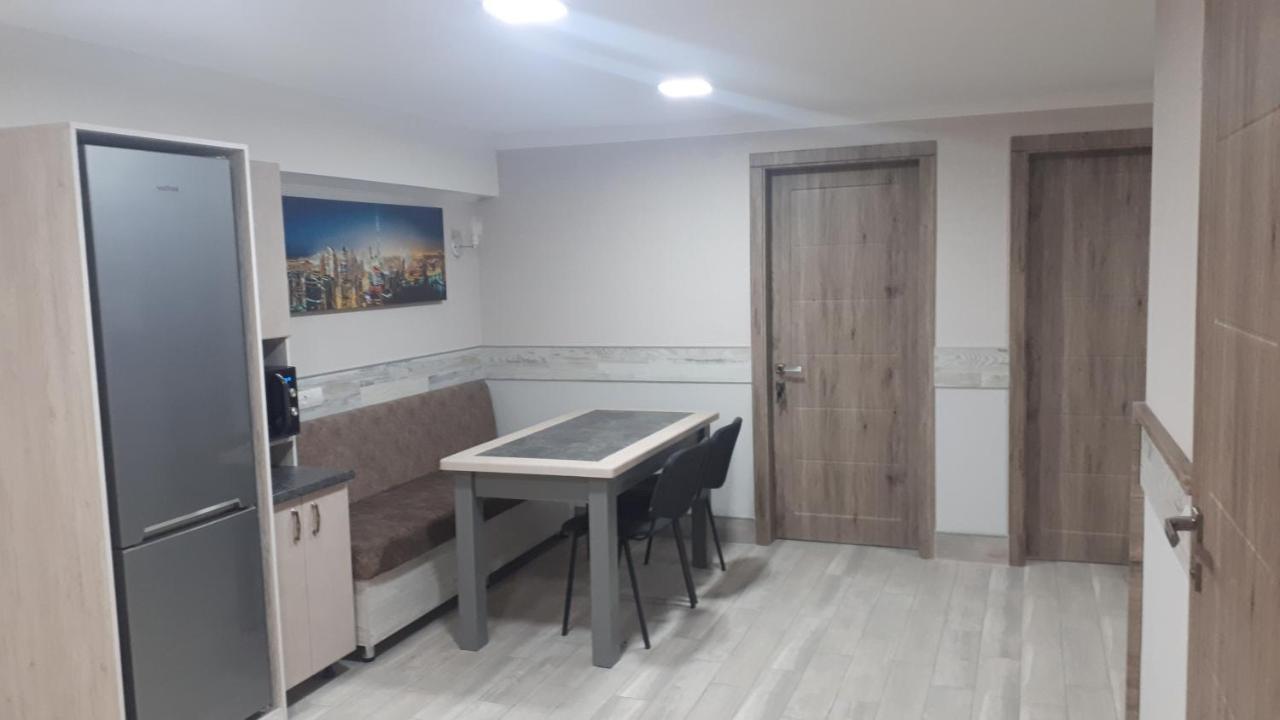 Окремі Номери В Гостьовому Будинку Типу Guest House Kropyvnytsky Buitenkant foto