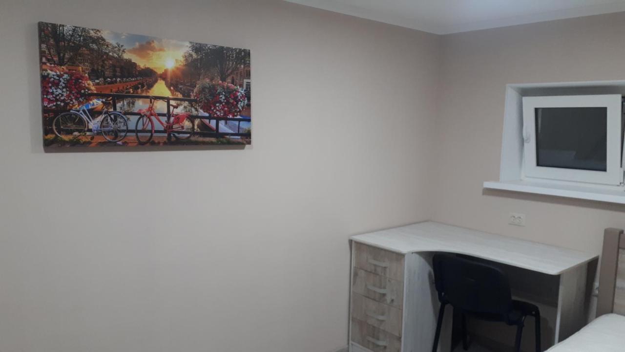 Окремі Номери В Гостьовому Будинку Типу Guest House Kropyvnytsky Buitenkant foto