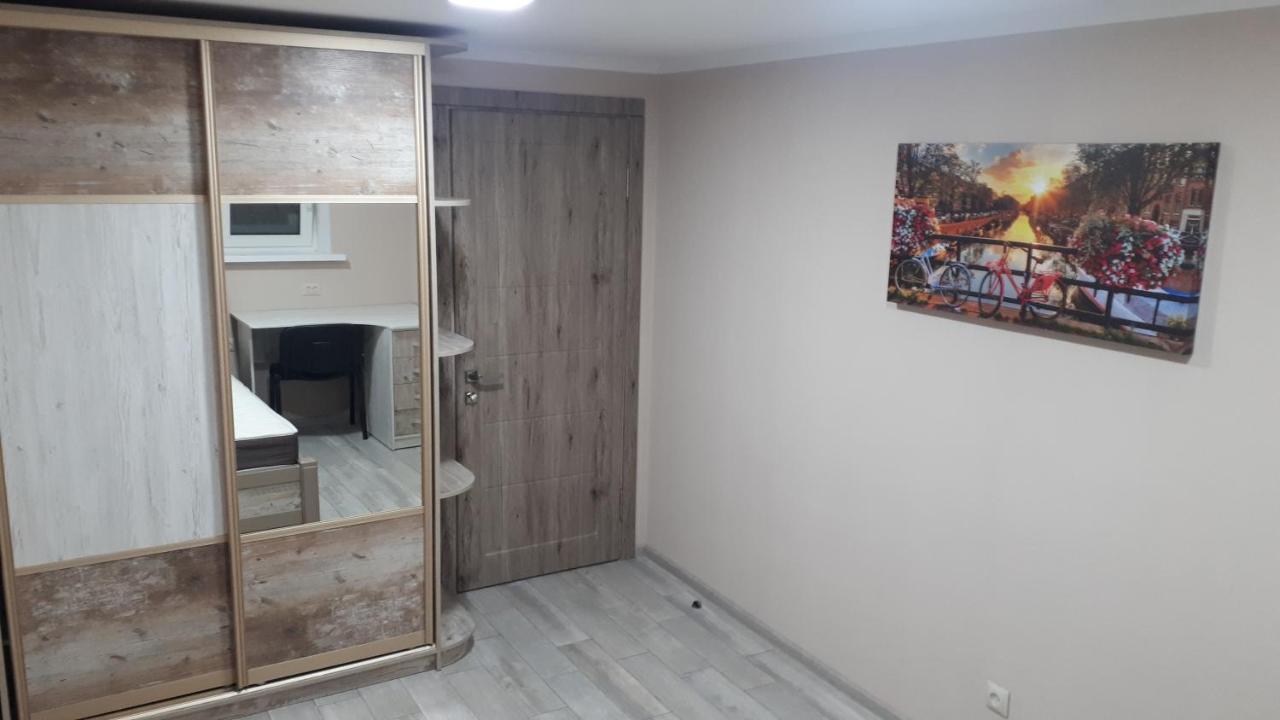 Окремі Номери В Гостьовому Будинку Типу Guest House Kropyvnytsky Buitenkant foto
