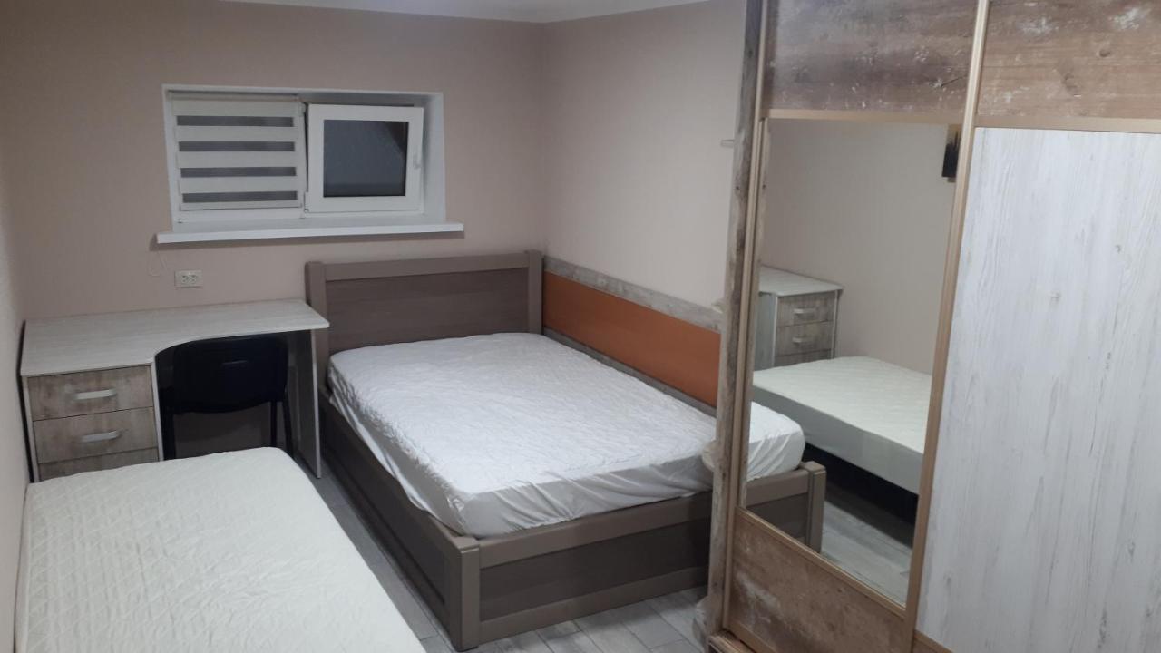 Окремі Номери В Гостьовому Будинку Типу Guest House Kropyvnytsky Buitenkant foto