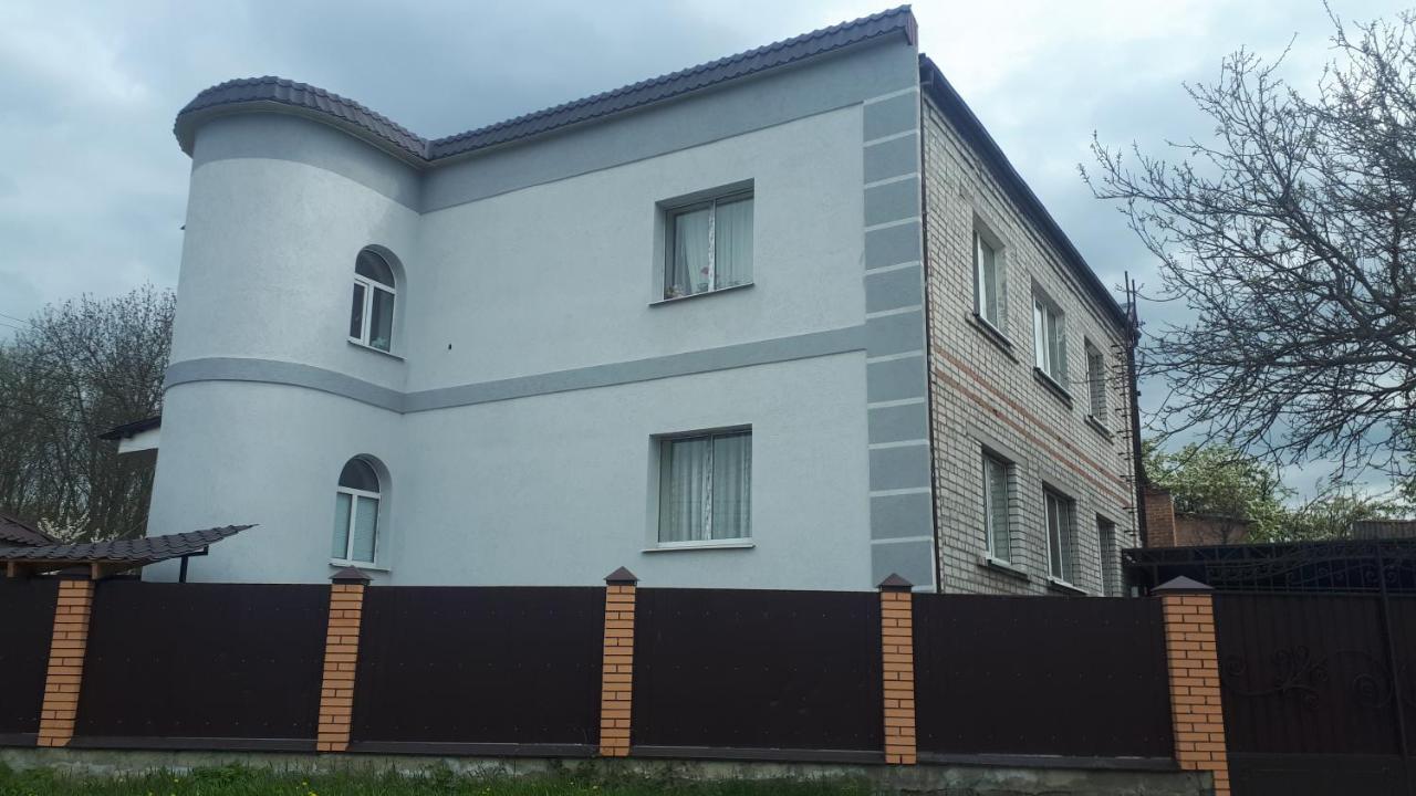 Окремі Номери В Гостьовому Будинку Типу Guest House Kropyvnytsky Buitenkant foto